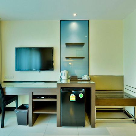 The Prestige Nana Hotel Bangkok Exterior photo