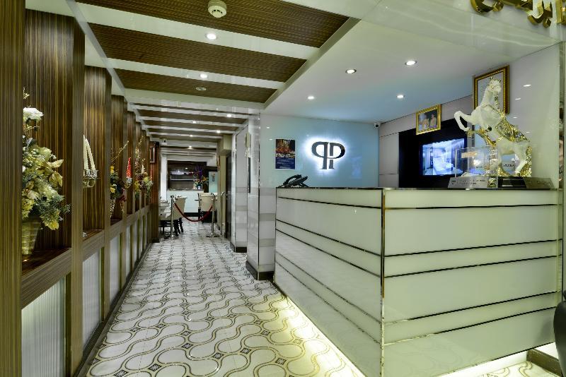 The Prestige Nana Hotel Bangkok Exterior photo